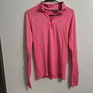 Nike dri fit large women’s top
